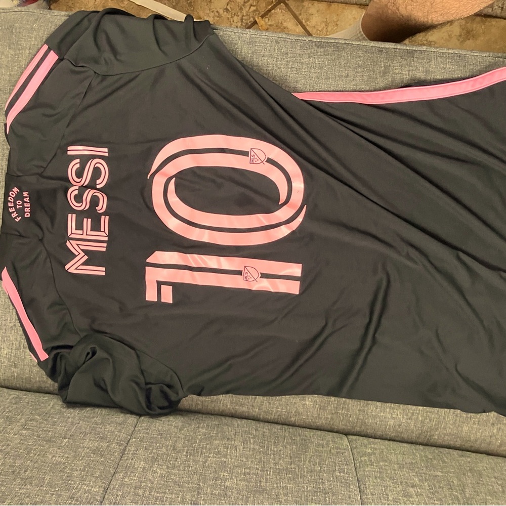Away inter Miami Messi jersey for sale!